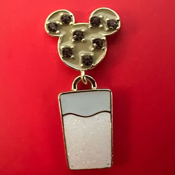 Disney x BaubleBar Christmas Set of 3 Stud Earrings - Picture 5 of 7